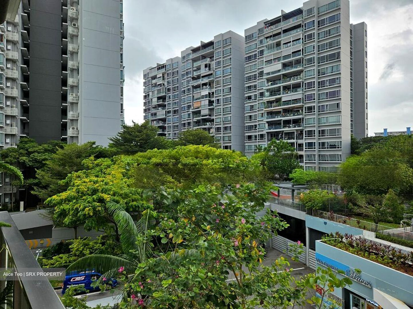 Waterfront Waves (D16), Condominium #507396161
